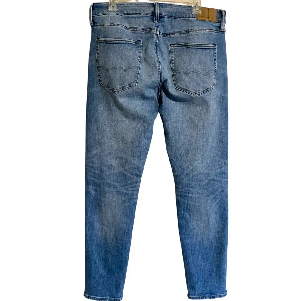 American Eagle Men's AirFlex+ Temp Tech Athletic Fit Jean  Size 34 x 32